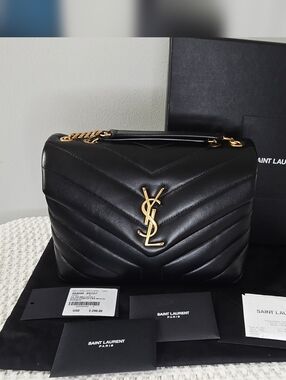Saint Laurent Small LouLou - Black